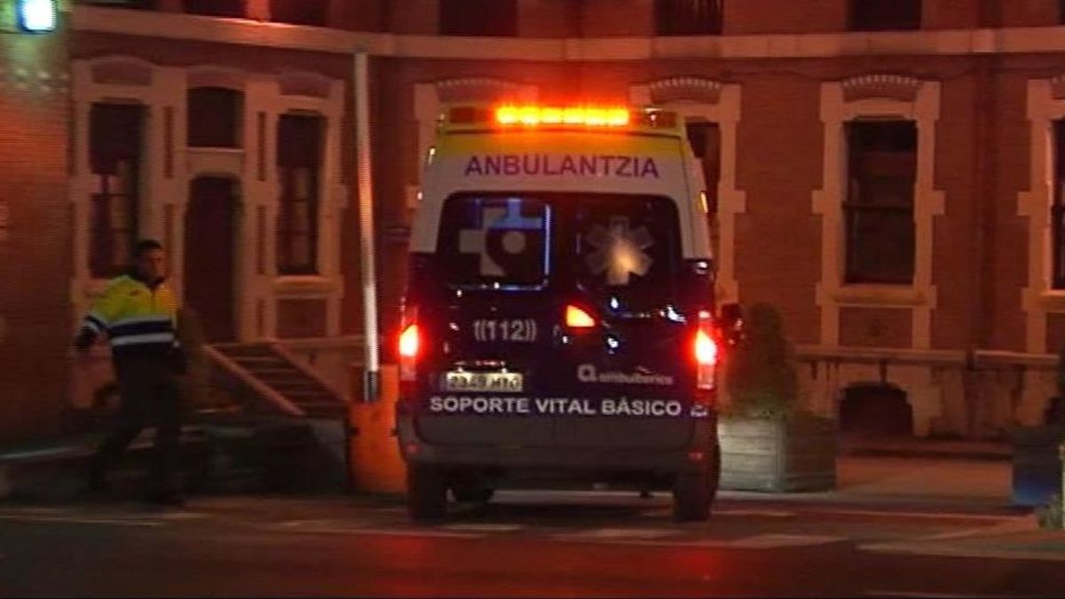 Investigan la implicación de una tercera persona en la muerte de la niña de nueve años de Bilbao Investigan la implicación de una tercera persona en la muerte de la niña de nueve años de Bilbao
