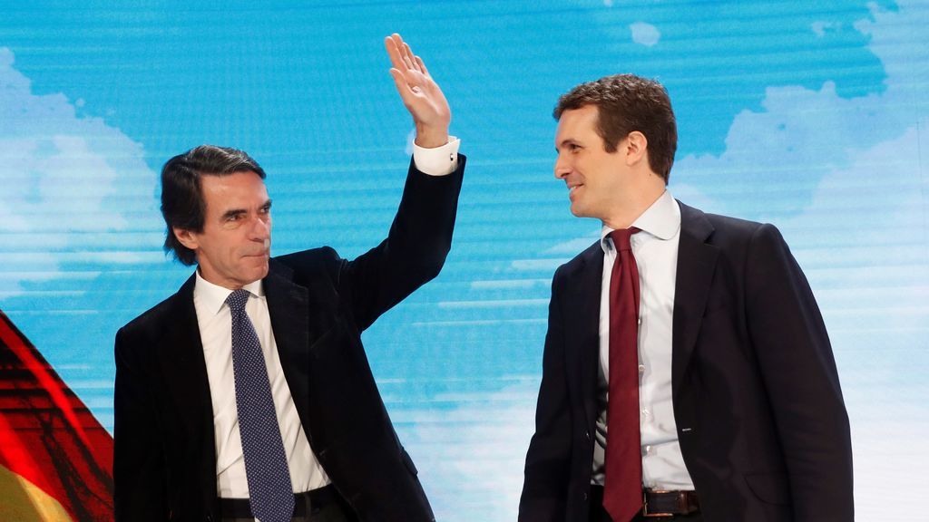 Aznar encumbra a Casado y pide el voto para el nuevo PP