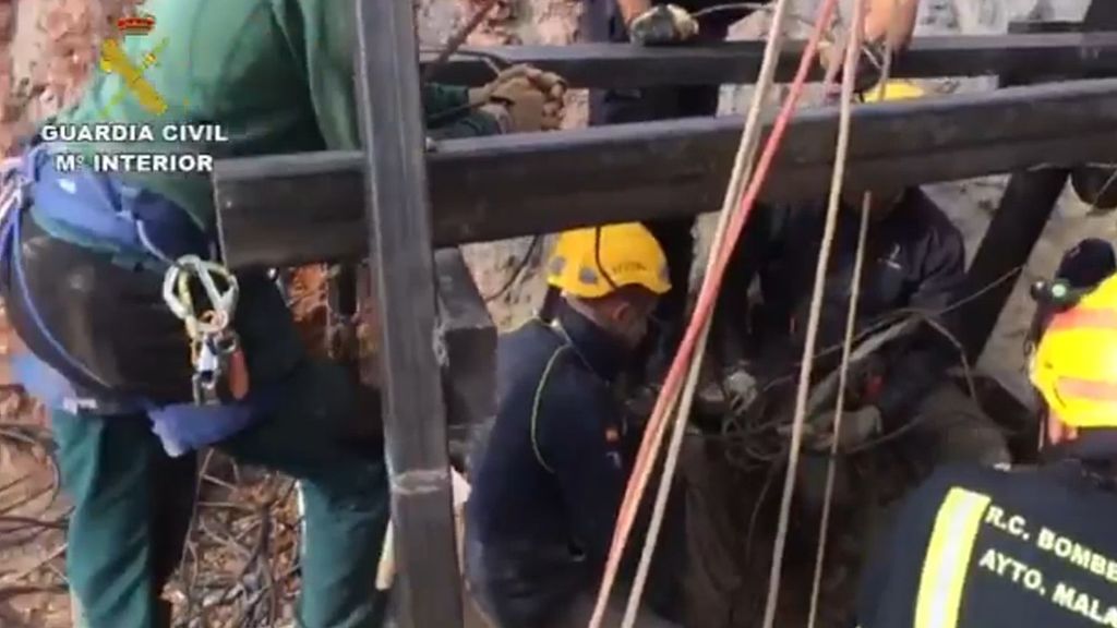 Rescate de Julen: Las perforadoras toman posiciones para cavar el túnel vertical