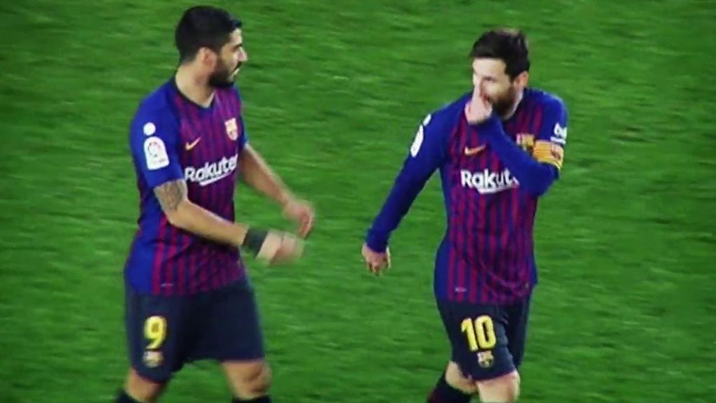 La explicación de Luis Suárez a Messi de cómo fue su choque con Cuéllar