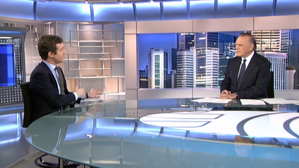 La entrevista de Pedro Piqueras a Pablo Casado en Informativos Telecinco, íntegra