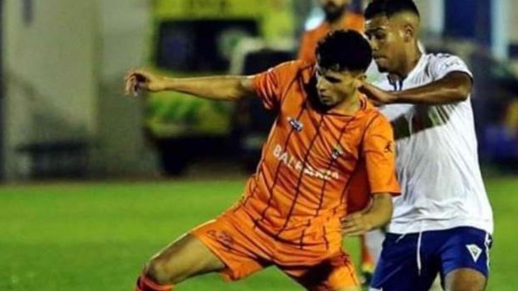 Hamza Maruja, futbolista del Ceuta, en estado crítico tras ser apuñalado el barrio ceutí de ‘El Príncipe’ Hamza Maruja, futbolista del Ceuta, en estado crítico tras ser apuñalado el barrio ceutí de ‘El Príncipe’