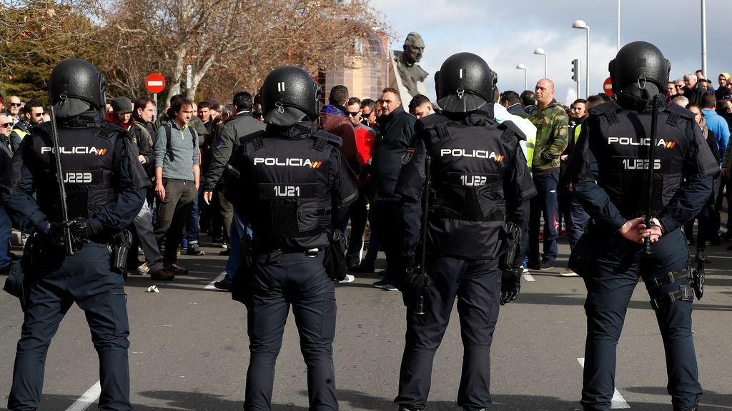 Cuarto día de huelga de taxis en Madrid y la tensión aumenta