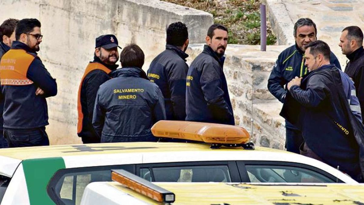 Los ocho hombres valientes que sacarán a Julen del infierno de Totalán Los ocho hombres valientes que sacarán a Julen del infierno de Totalán