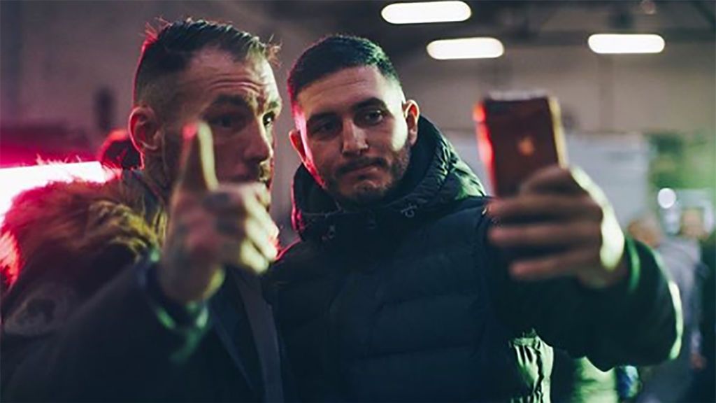 Omar la lía en Barcelona en la grabación de su último videoclip