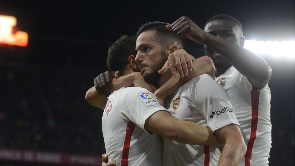 El Sevilla brilla contra el Barcelona y su afición tiene hambre de una final