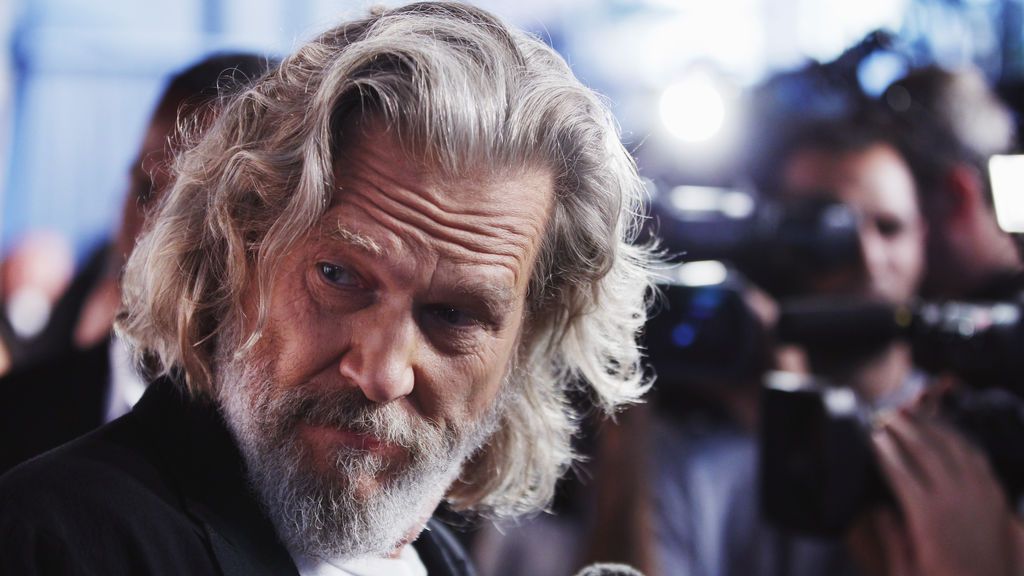 Jeff Bridges cuelga un vídeo rodeado de misterio: ¿Vuelve 'The Dude' de 'The Big Lebowski'? Jeff Bridges cuelga un vídeo rodeado de misterio: ¿Vuelve 'The Dude' de 'The Big Lebowski'?