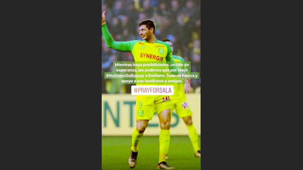 Messi se suma a la petición por Emiliano Sala: "Mientras haya esperanza no dejen de buscarlo" Messi se suma a la petición por Emiliano Sala: "Mientras haya esperanza no dejen de buscarlo"
