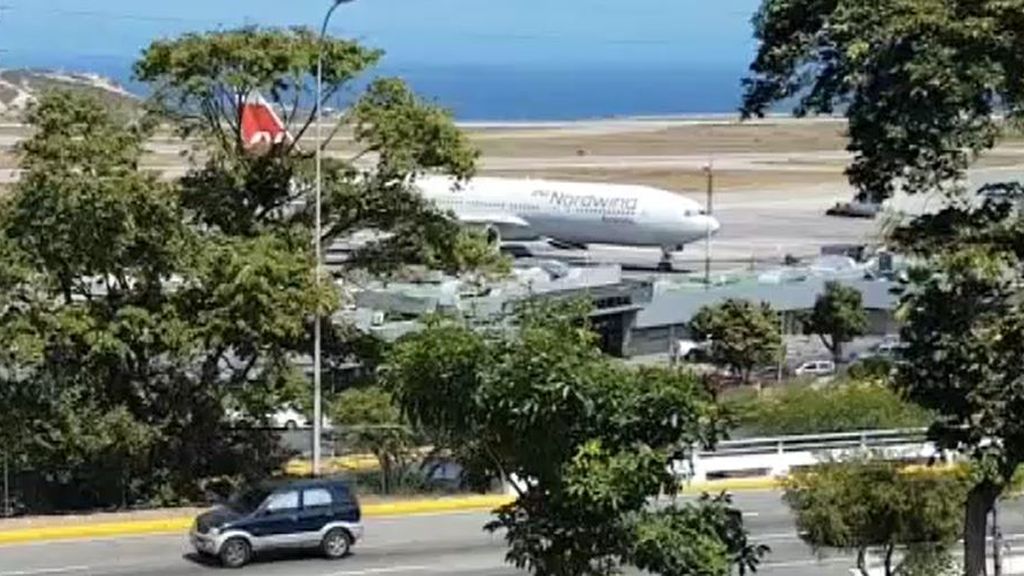 La llegada de un avión ruso sin pasajeros levanta especulaciones en Venezuela