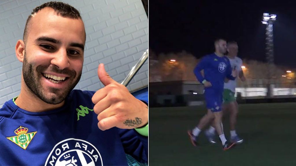 El primer gesto de compromiso de Jesé con el Betis: entrena de noche y en solitario nada más aterrizar El primer gesto de compromiso de Jesé con el Betis: entrena de noche y en solitario nada más aterrizar