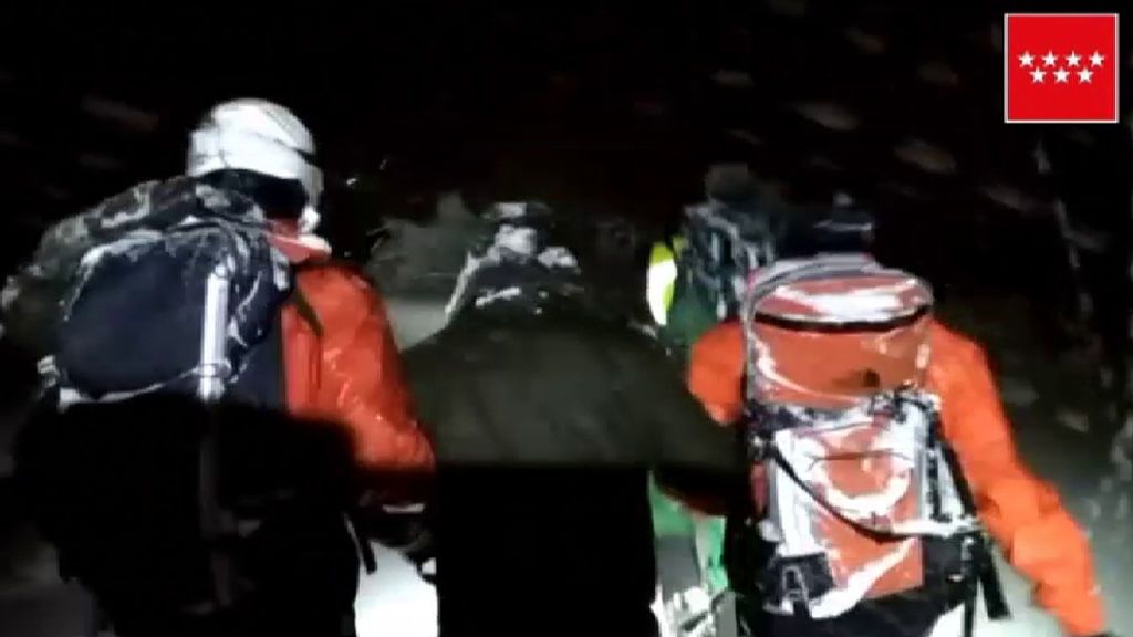 Salvado por el móvil: rescatan a un montañero en Madrid con síntomas de hipotermia