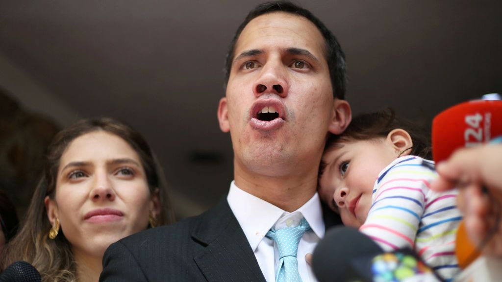 Guaidó: "Como no lograron intimidar a la ciudadanía, tampoco van a intimidar a mi familia"