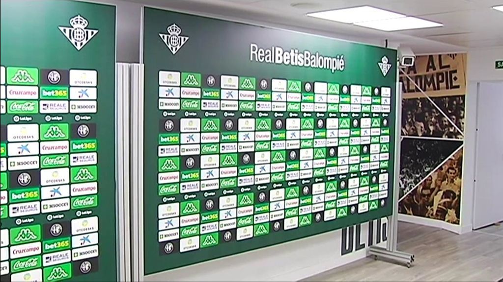 Los gritos del vestuario del Betis tras el 6-1 del Barça al Sevilla: “¡A mamarla!”