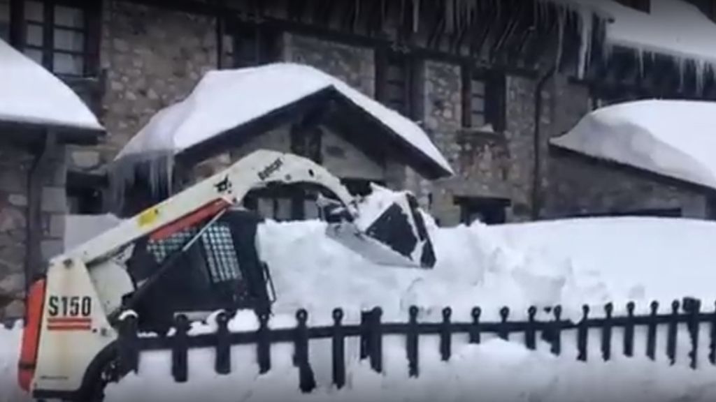 La borrasca Helena se marcha pero el norte sigue sufriendo sus consecuencias