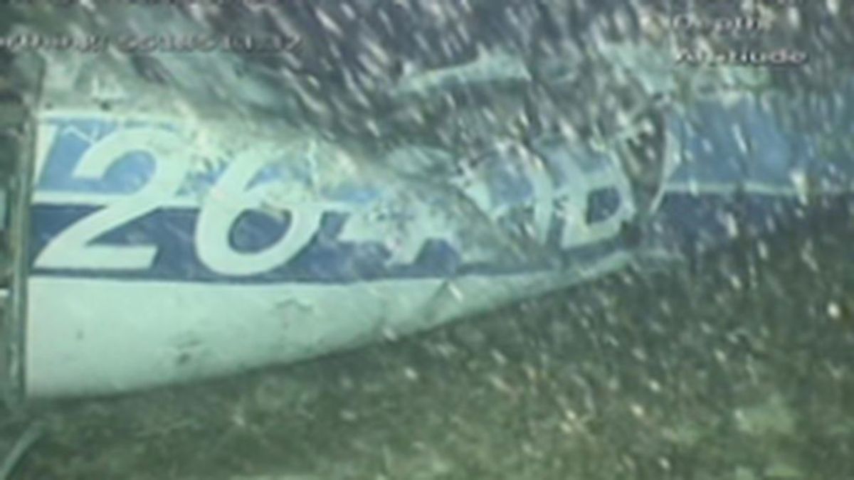 Encuentran un cuerpo entre los restos del avión de Emiliano Sala