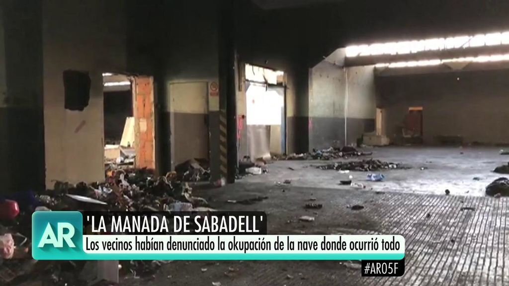 Así es el interior de la nave okupa donde se produjo la violación grupal en Sabadell