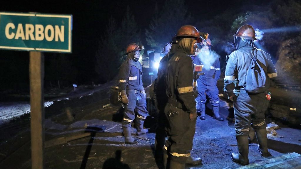 Rescatan a cuatro mineros atrapados a  1.000 metros de profundidad en una mina de carbón  en Perú