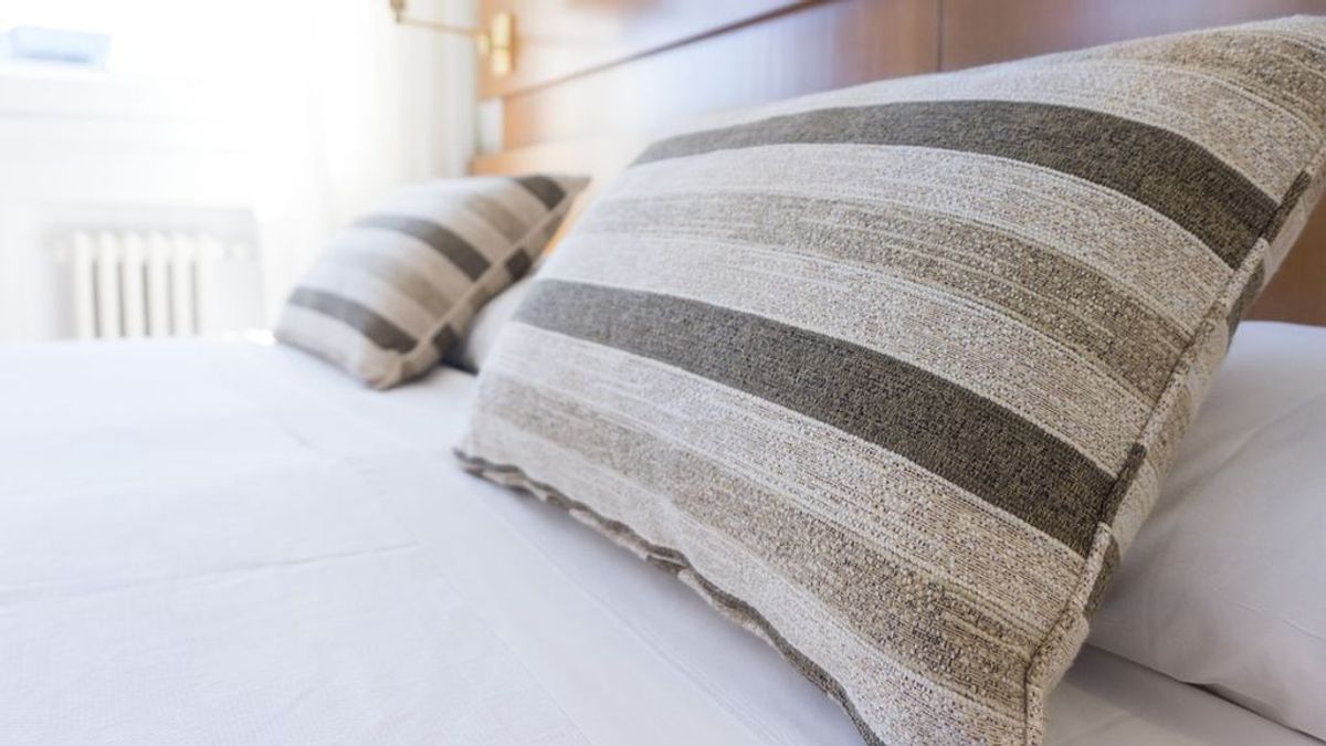Una empresa busca a un probador de almohadas en España