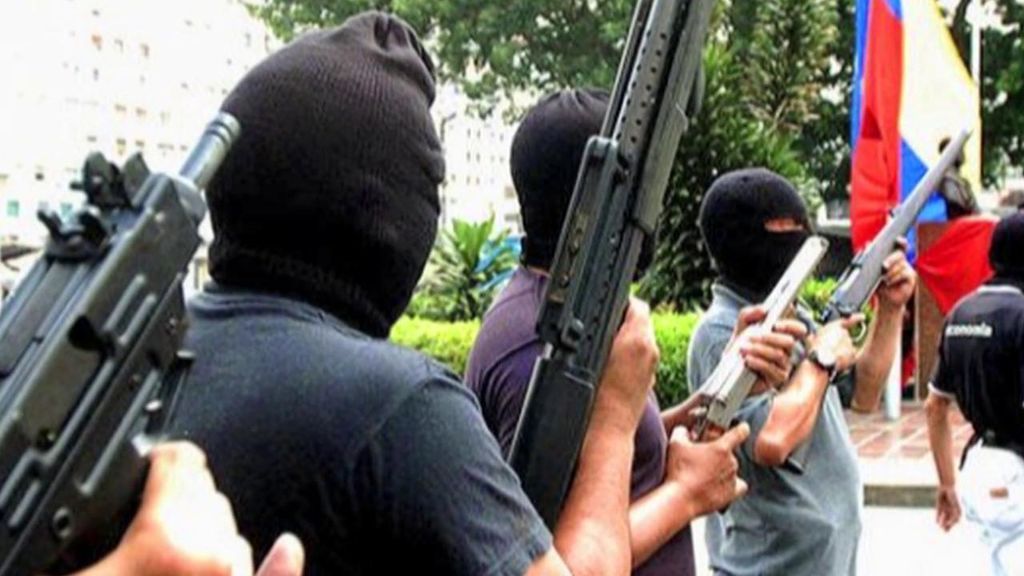 Grupos de exterminio contra los 'colectivos' de Maduro: así es la guerrilla en Venezuela