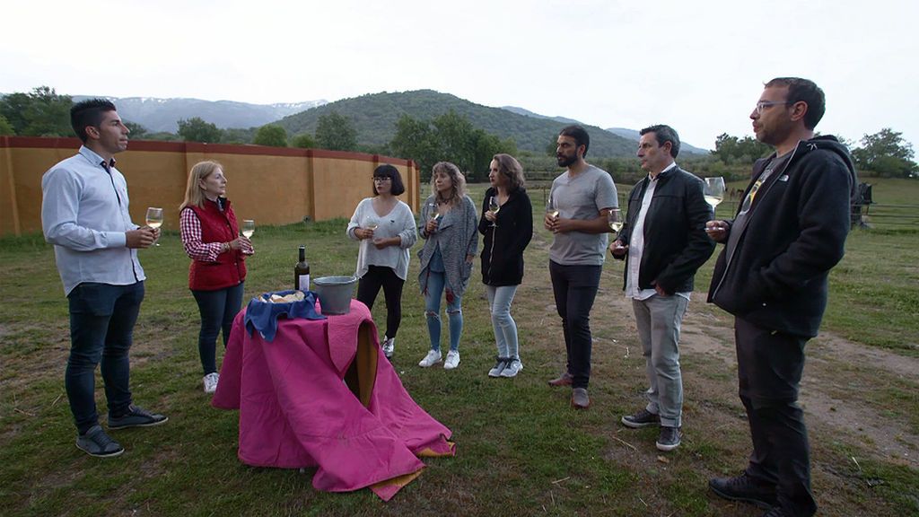 Toros, recorte y embestidas aderezadas con unas riquísimas patatas revolconas en Fontivieja