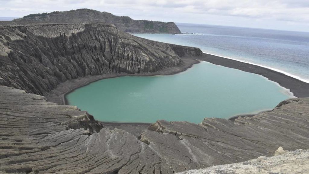 La NASA está desconcertada por la aparición de una misteriosa isla en el pacífico