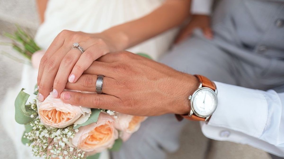 Matrimonio efímero: se casan y se divorcian tres minutos después