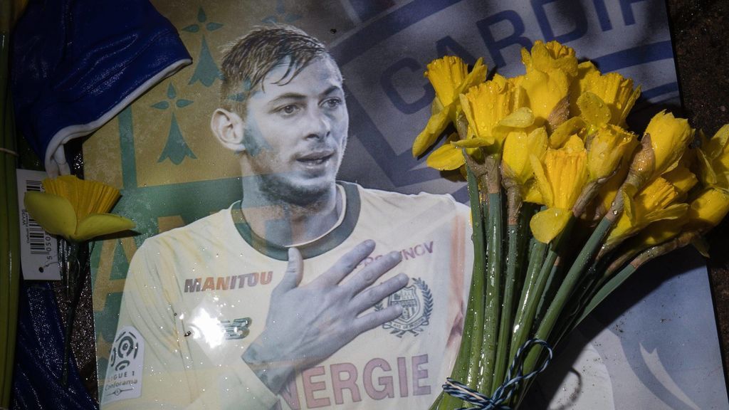 La búsqueda del piloto que acompañaba a Emiliano Sala queda suspendida y no se reanudará