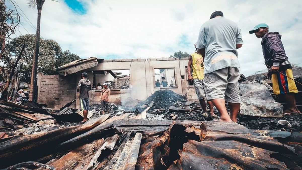 Mueren tres menores que estaban solos en casa en un incendio en Filipinas