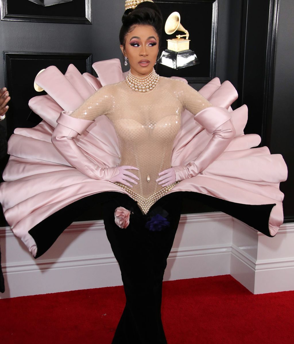 Cardi B vestida de Mugler