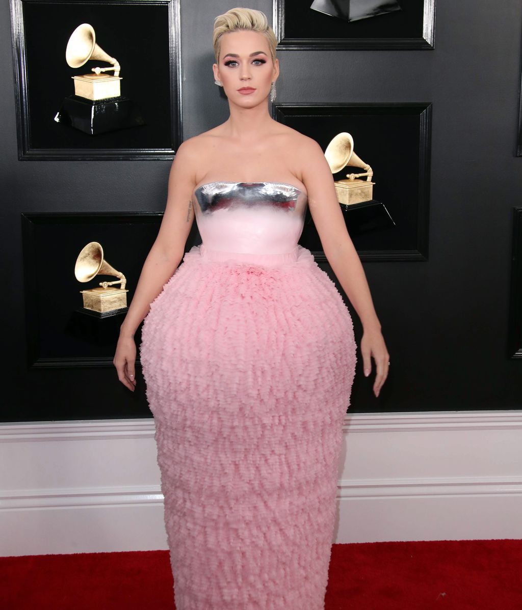Katy Perry con vestido de Balmain
