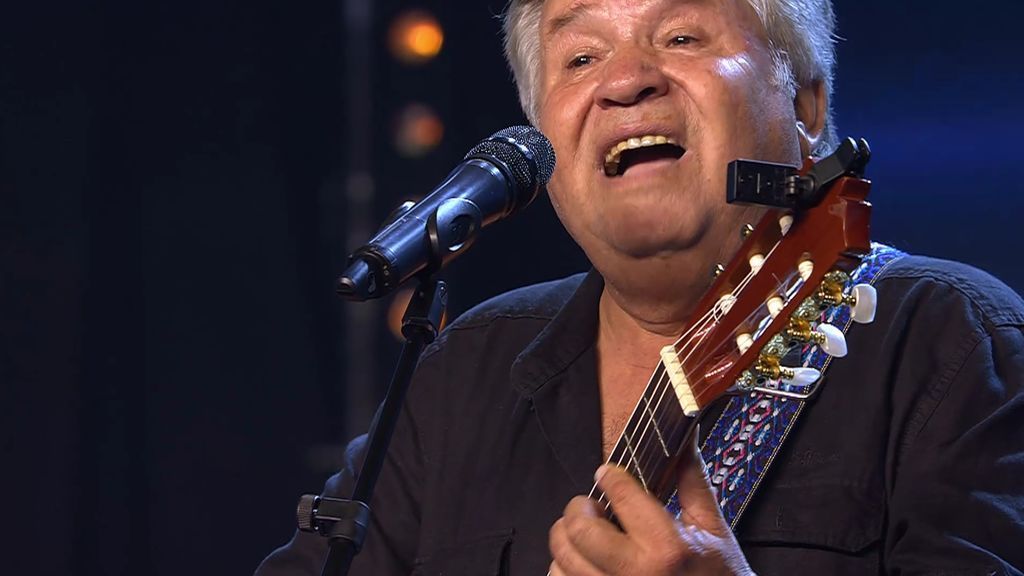 Mario Carva canta y homenajea en ‘Got Talent’ a “los que no están aquí y lucharon por la libertad” en Chile