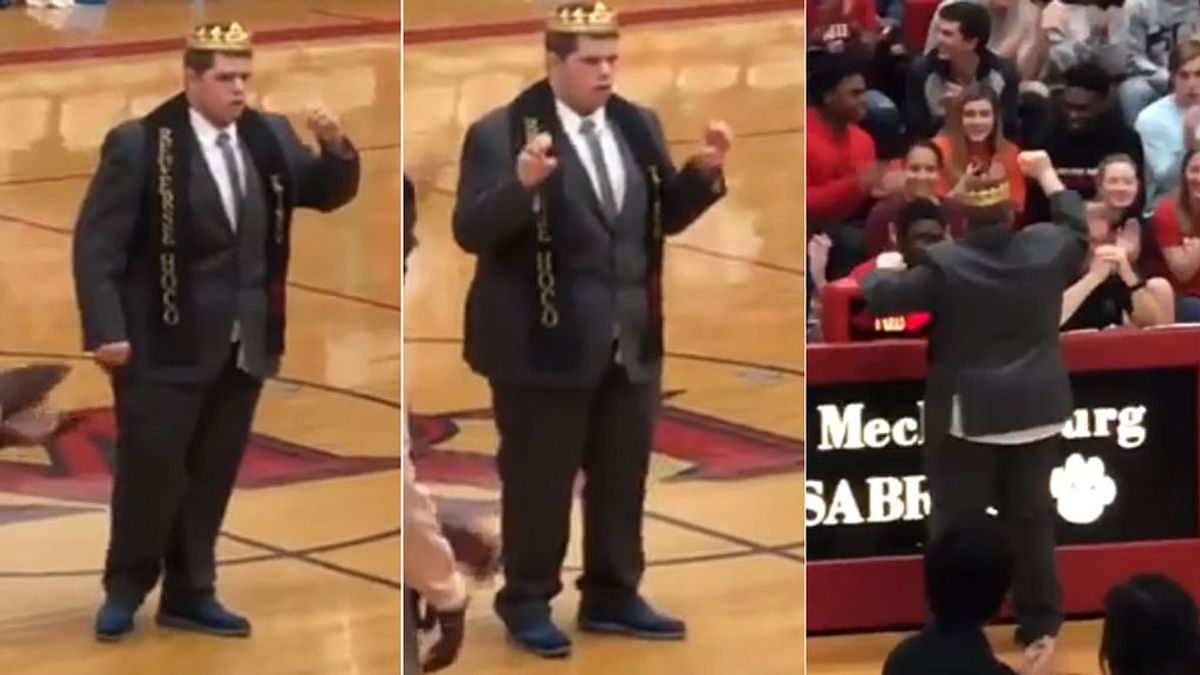 El baile de un niño con autismo en una cancha de baloncesto tras ser elegido el ‘rey del instituto’ El baile de un niño con autismo en una cancha de baloncesto tras ser elegido el ‘rey del instituto’
