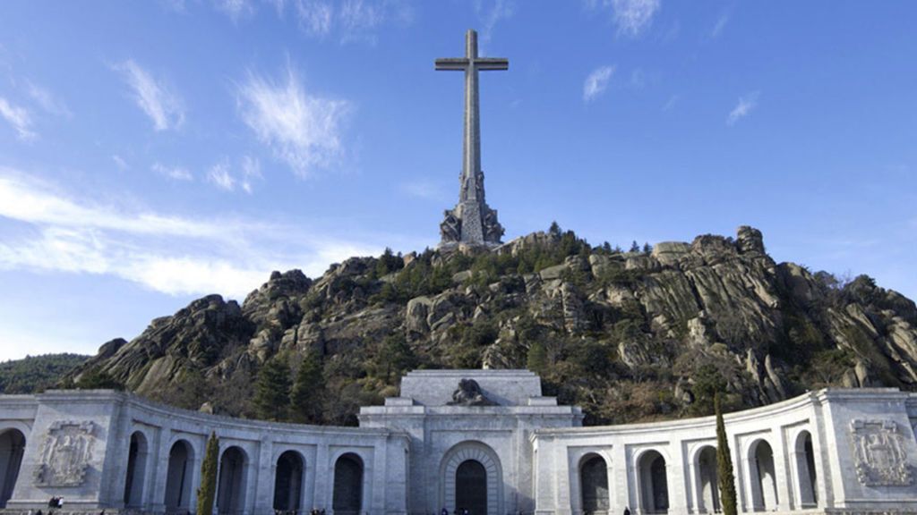 El Gobierno acuerda hoy la exhumación de Franco y da 15 días a la familia para decidir sobre los restos