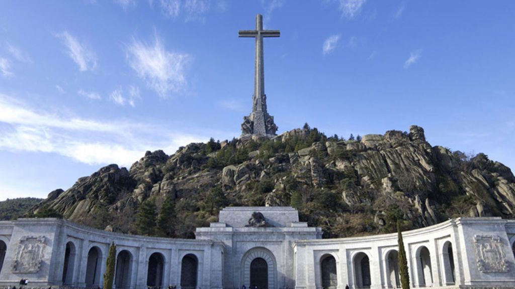 El Gobierno decide hoy la exhumación de Franco en un plazo de 15 días