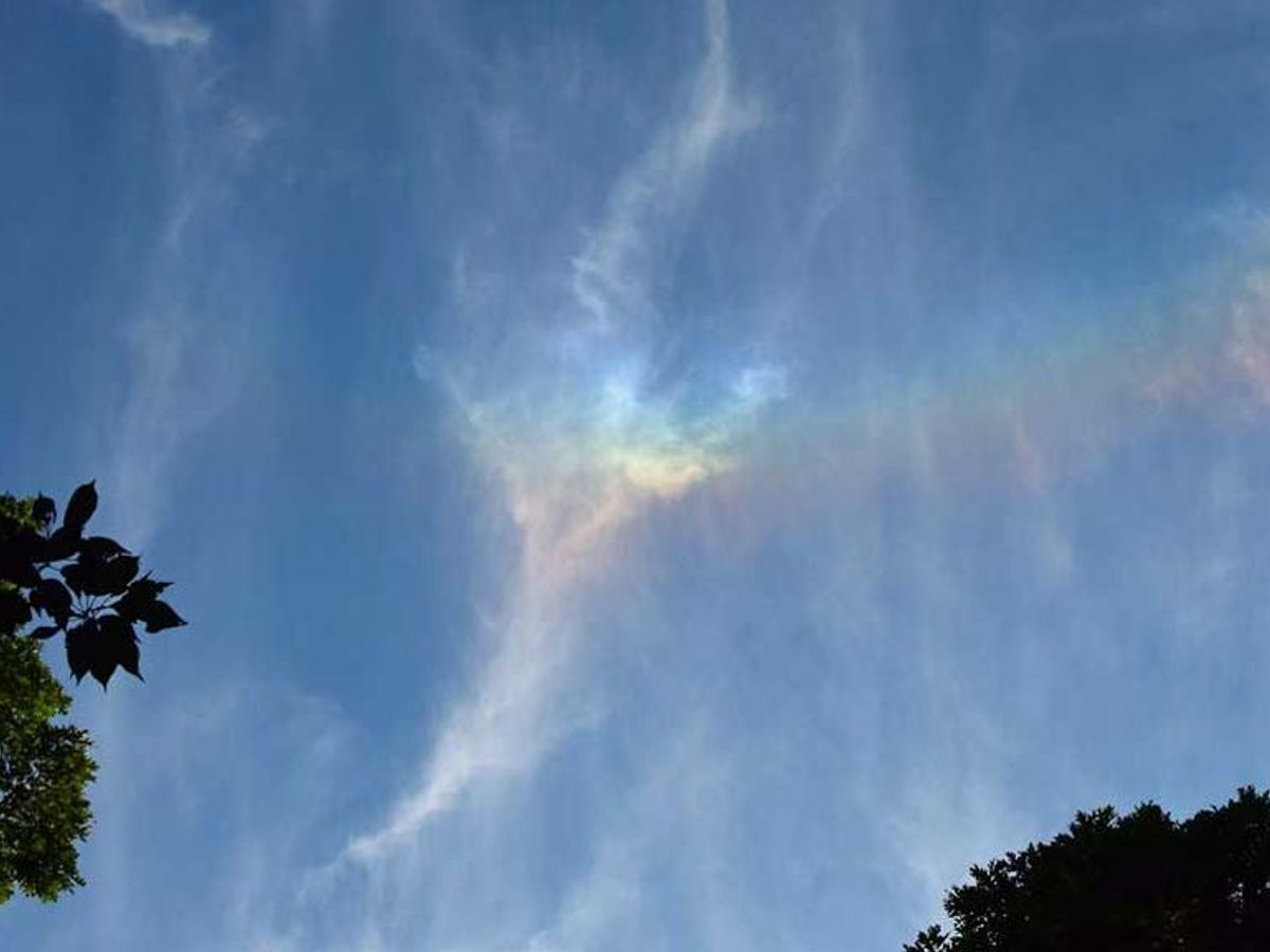 Arcoiris De Fuego La Maravillosa Rareza Atmosferica Que Se Crea Solo En Los Cirros