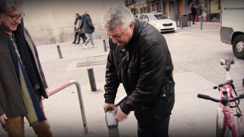 'Comando Loctite': así boicotean los vecinos de Malasaña a los inquilinos de pisos turísticos