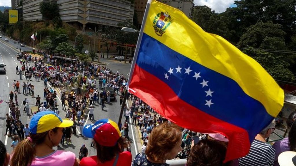 El Gobierno de Venezuela cierra tres puentes fronterizos con Colombia a causa de 'series e ilegales amenazas' El Gobierno de Venezuela cierra tres puentes fronterizos con Colombia a causa de 'series e ilegales amenazas'
