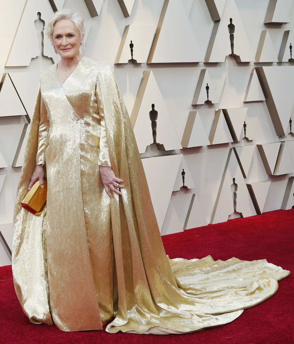 Glenn Close, galardonada con el Spirit a la mejor actriz, pisa la alfombra roja de los Premios Oscars 2019