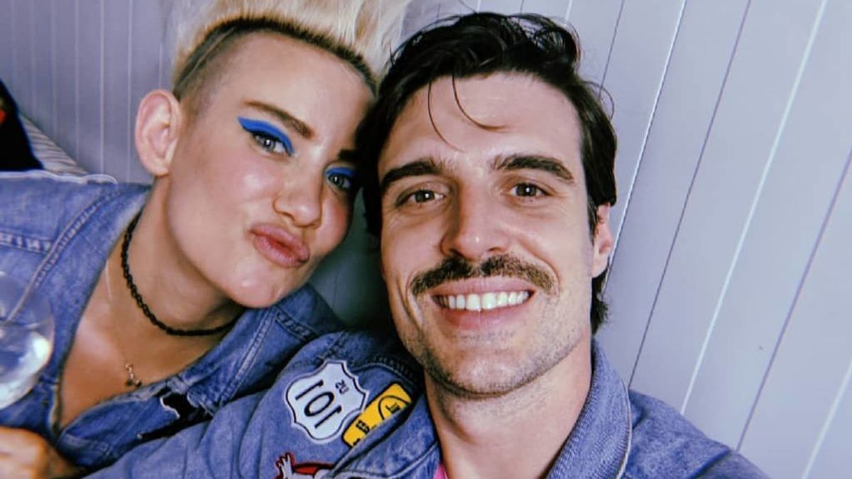 Uri Sabat se convierte en padre de su primera hija con la DJ Miriam Nervo