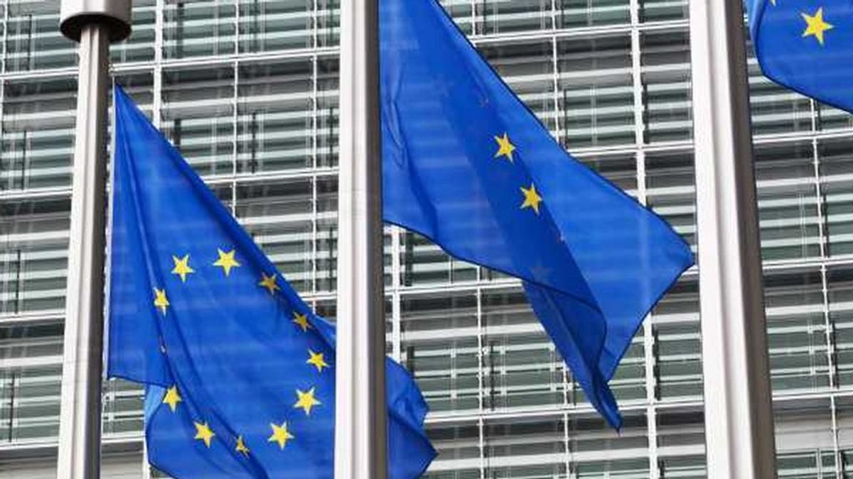 La UE rechaza la lista negra de países terroristas y blanqueadores de la Comisión Europea
