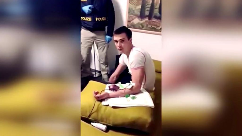 El momento en el que un esquiador de fondo es sorprendido en pleno dopaje