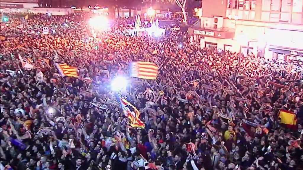 El Valencia celebra su pase a la final de la Copa del Rey tras eliminar al Betis