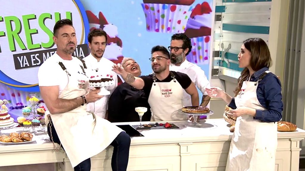 Miguel Ángel Nicolás, finalista del reto Bake off de Mediaset con su ‘torta capresse’