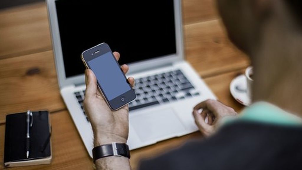 ¿Serías capaz de prescindir del móvil durante todo el día?