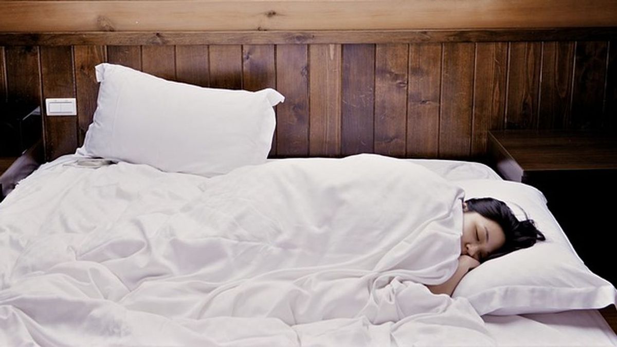 Descubre varios hábitos alimenticios que fomentan el sueño