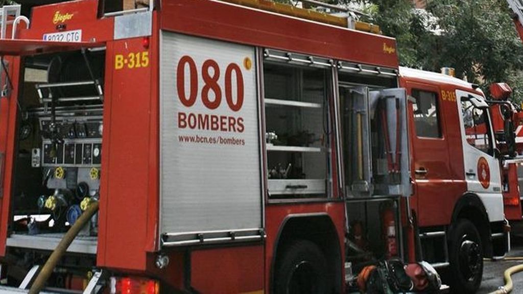 Muere un hombre de 77 años en un incendio en Barcelona