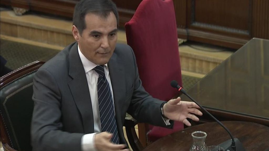 El secretario de Estado de Interior culpa a los mossos de la celebración del referéndum