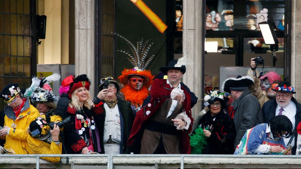 Los carnavales no solo se celebran en Río de Janeiro: visitamos los de Portugal, Francia e Italia