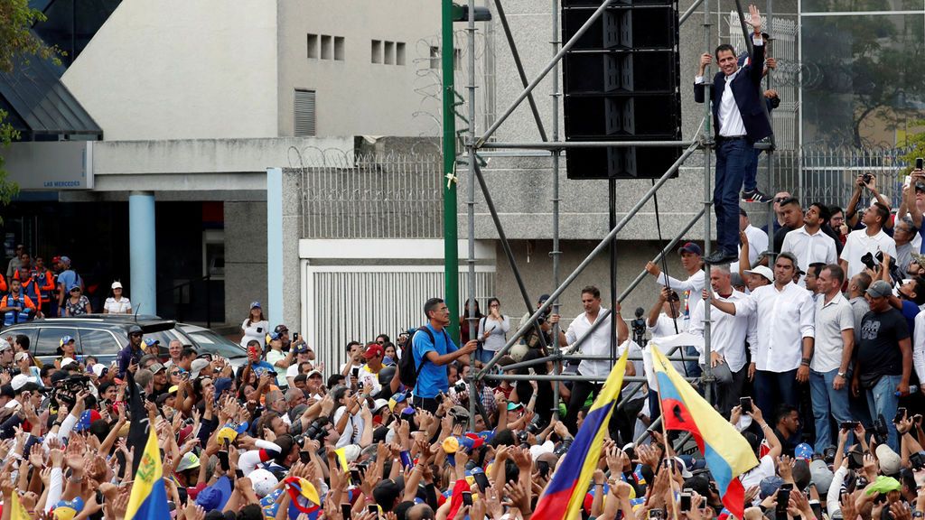 Guaidó, aclamado por el pueblo en su regreso triunfal a Venezuela: "Vamos con todo hasta lograr la libertad"