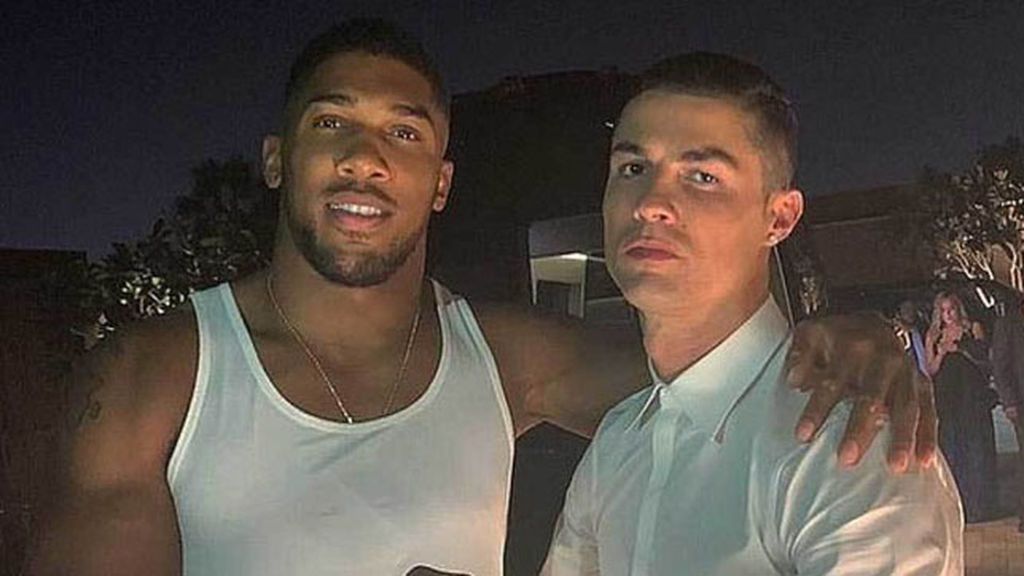 Anthony Joshua, amigo de Cristiano Ronaldo: “Las dos cosas que pueden joder a un deportista son las mujeres y los impuestos”